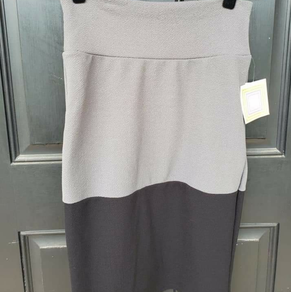 Small nwt lularoe Cassie